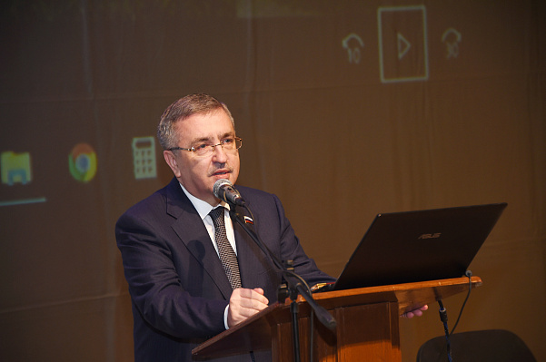 Юрий Левицкий принял участие во всероссийской научно-практической конференции офтальмологов